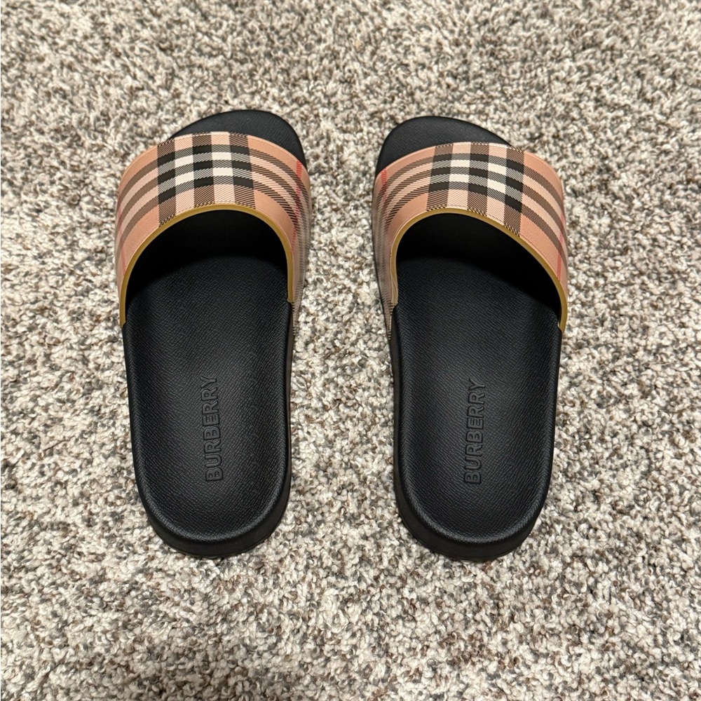 Burberry Woman’s Furley Vintage Slides - Picture 3 of 8